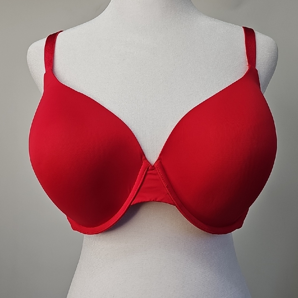 Victoria's Secret Red T-shirt Lined‎ Full Coverage Plunging Bra